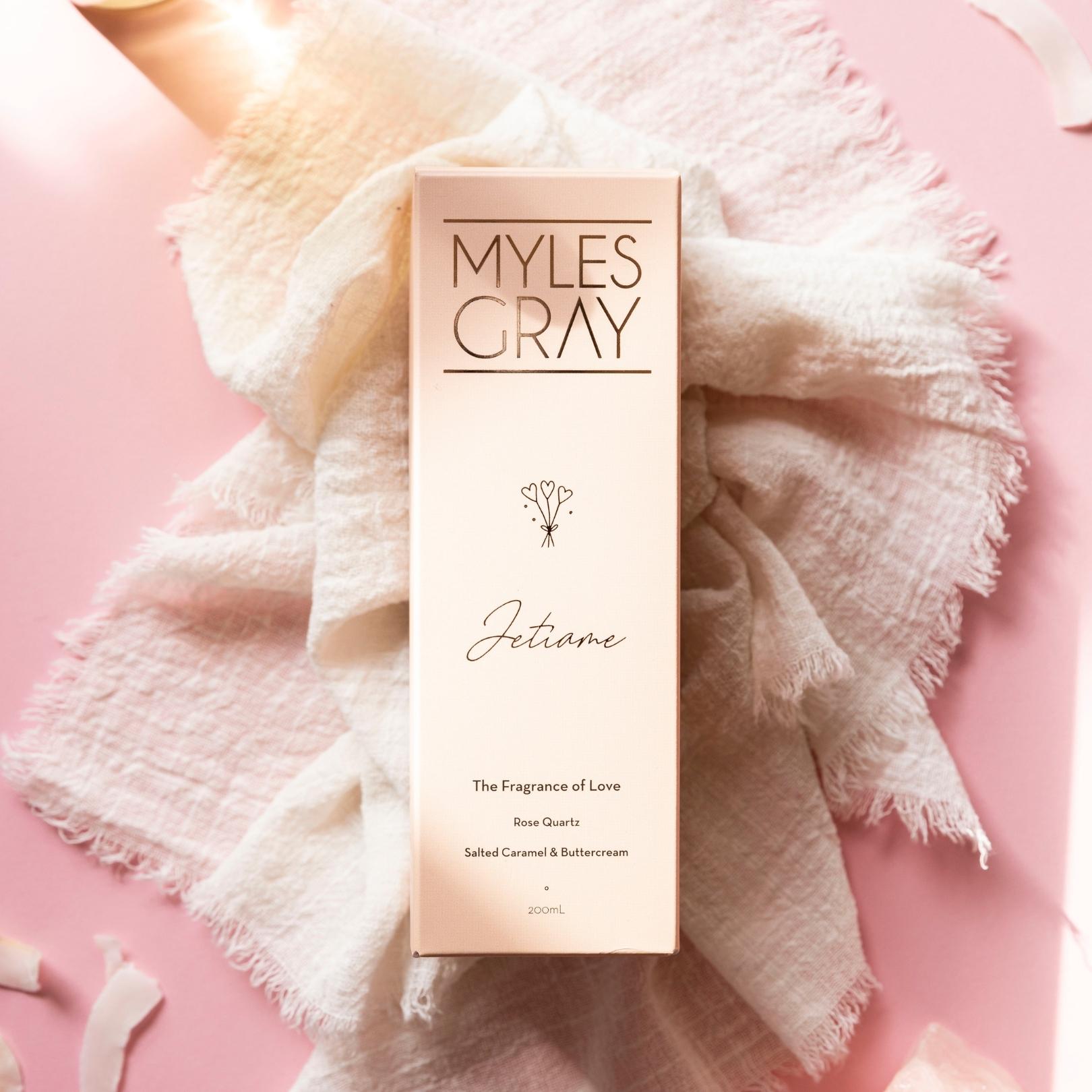Je t'aime | The Fragrance Of Love - Myles Gray